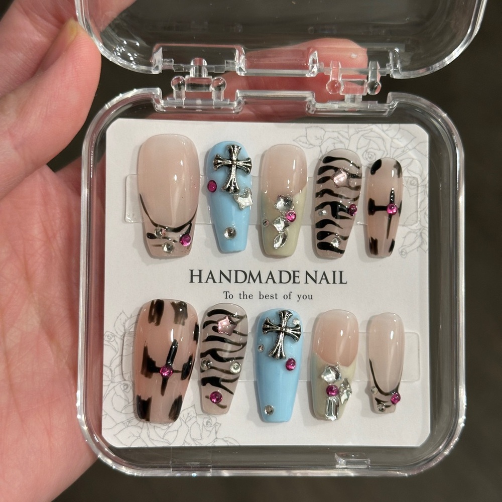Press On Nails